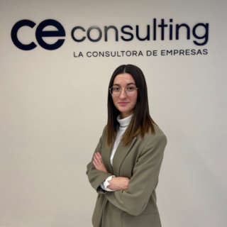 https://ceconsulting.es/wp-content/uploads/2023/01/ANDREA-GARCIA-320x320.png